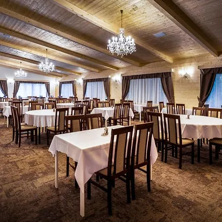 Family Lucivna Resort *
