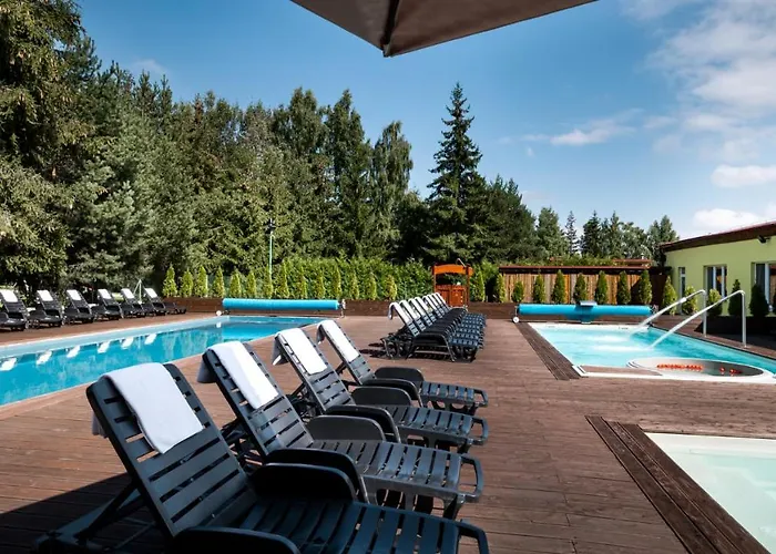 Family Lucivna Resort *